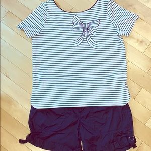 White t-shirt with stripes